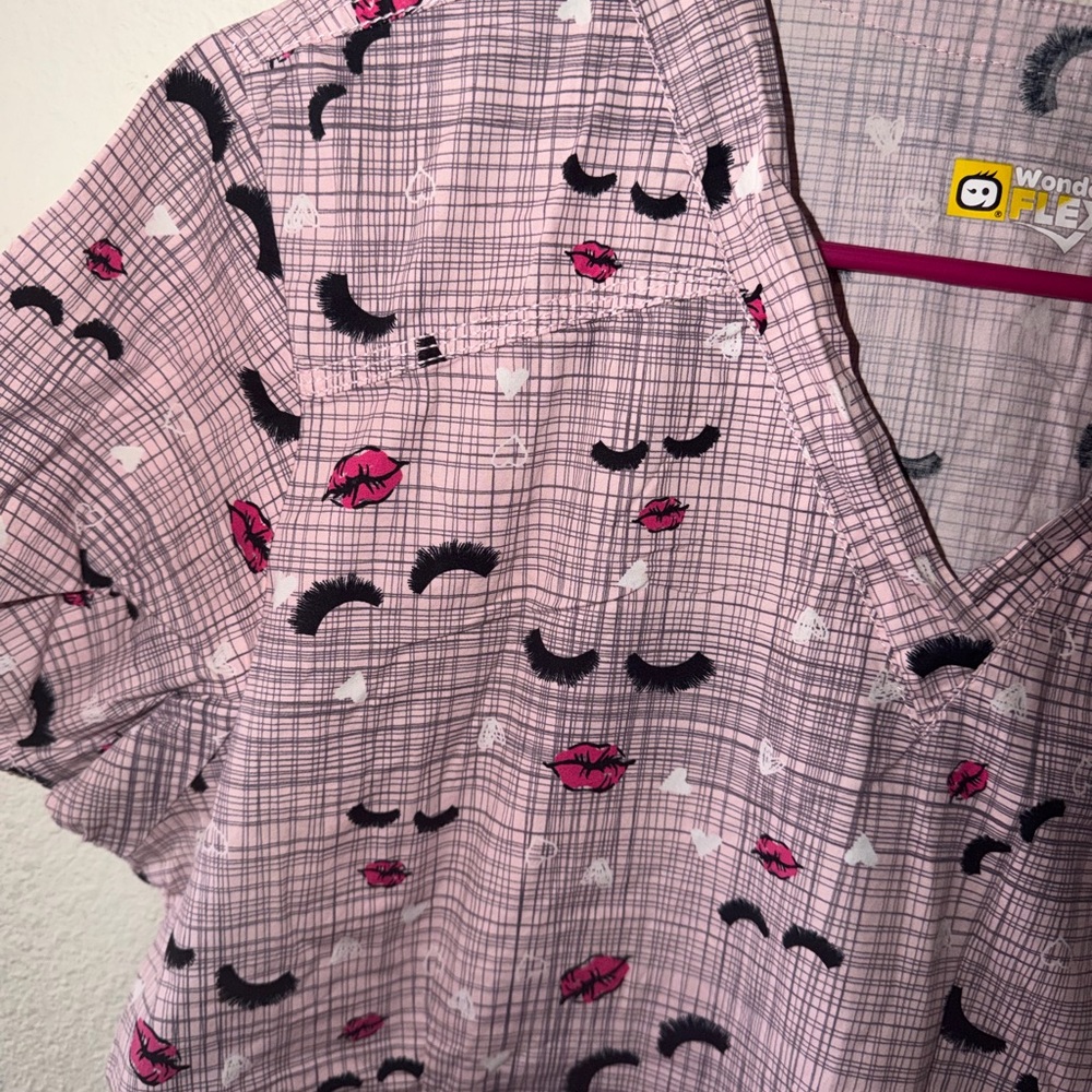 Women's lash Patterned scrub - Picture 5 of 6